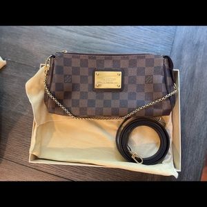 Louis Vuitton Eva Clutch